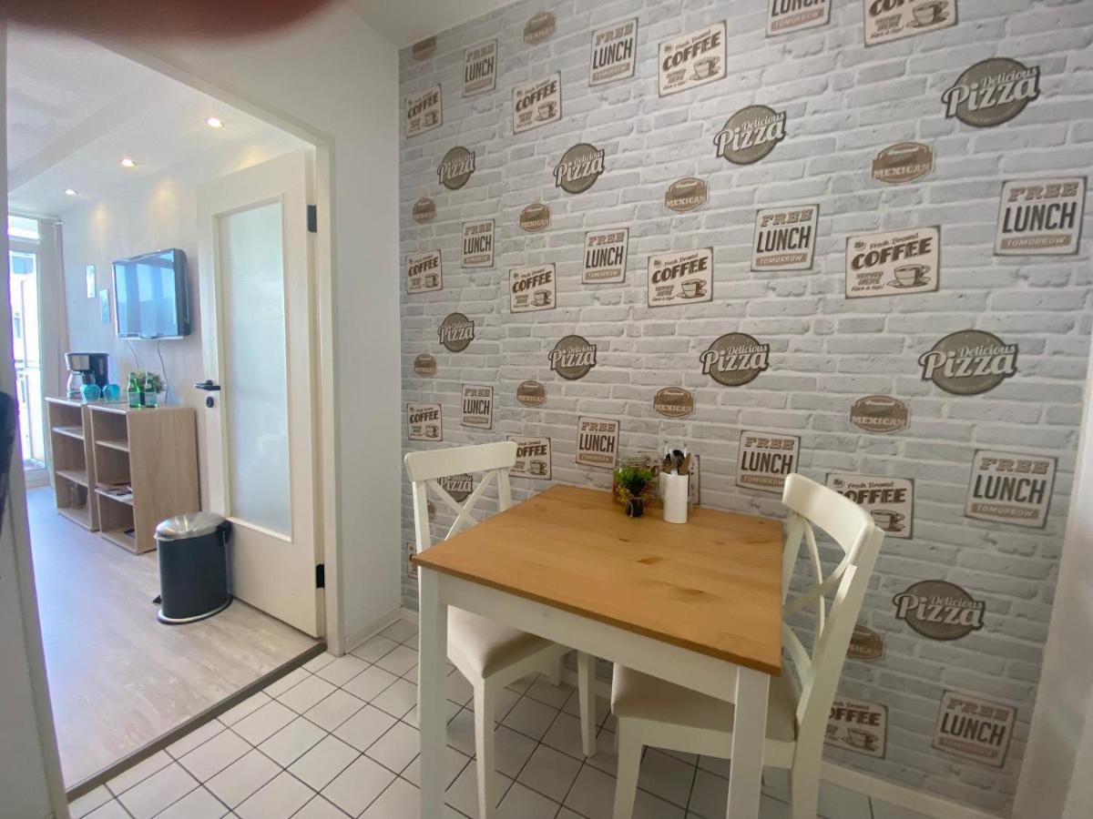 Charming Apartment - Balcony - Wifi - Kitchen Magdeburg Exterior foto
