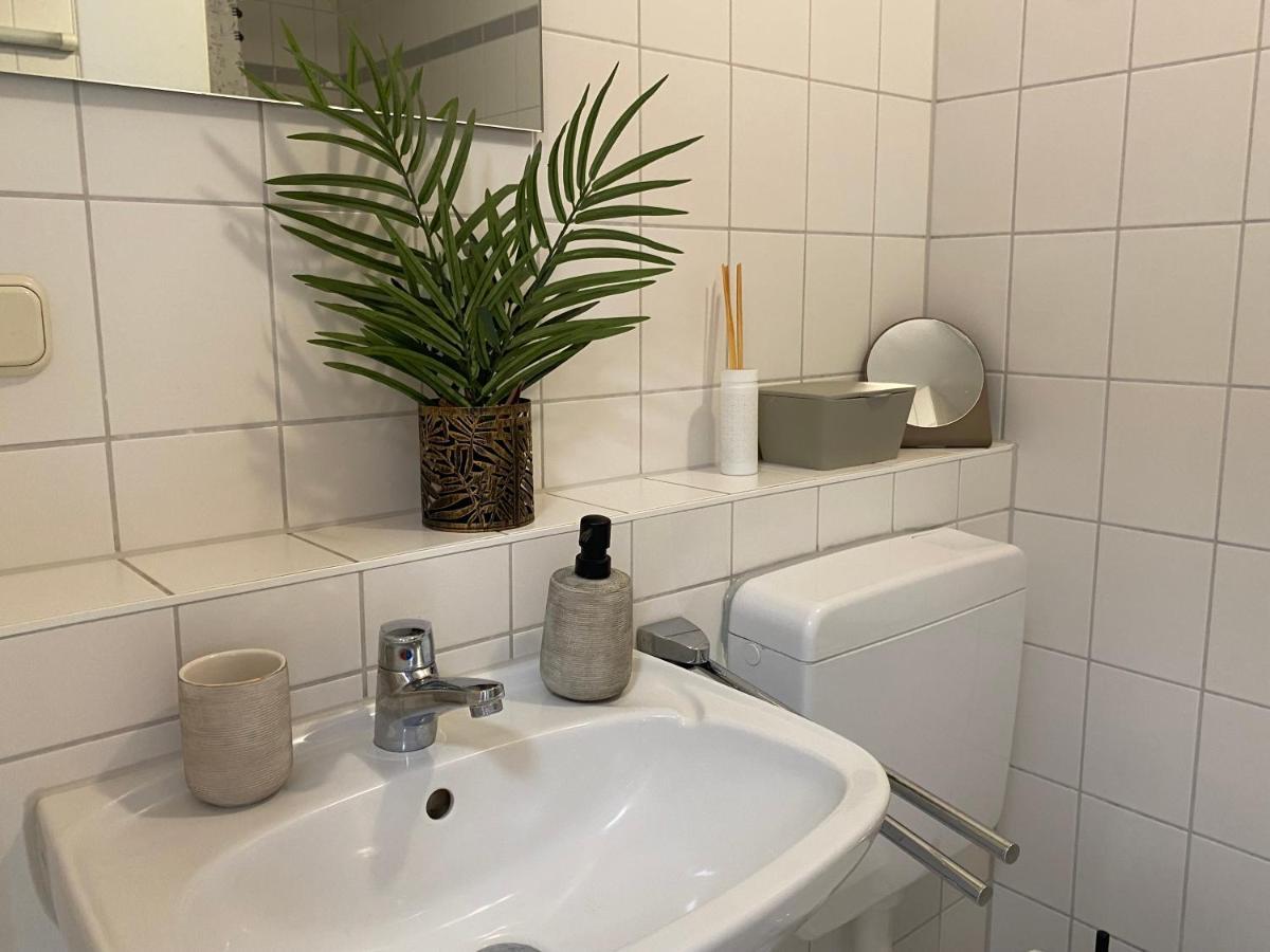 Charming Apartment - Balcony - Wifi - Kitchen Magdeburg Exterior foto